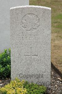 St. Sever Cemetery Rouen - Leslie, Edwin Thornton