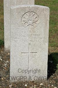 St. Sever Cemetery Rouen - Lewis, Joseph