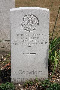St. Sever Cemetery Rouen - Lloyd, Albert Alexander
