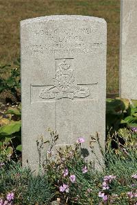 St. Sever Cemetery Rouen - Lodge, Walter