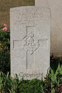 St. Sever Cemetery Rouen - Lucas, Harry McIntyre
