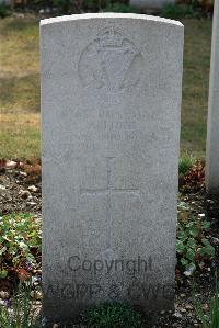 St. Sever Cemetery Rouen - Luke, A
