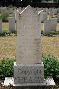 St. Sever Cemetery Rouen - MacArthur, John