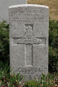 St. Sever Cemetery Rouen - Mason, Robert Harold