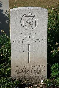 St. Sever Cemetery Rouen - May, Harry