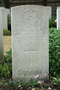 St. Sever Cemetery Rouen - McArthur, Andrew Doyle