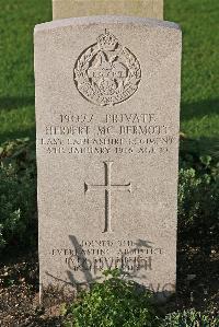 St. Sever Cemetery Rouen - McDermott, Herbert
