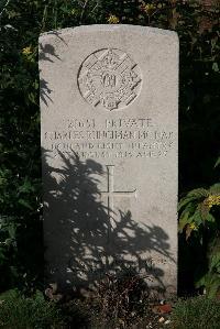 St. Sever Cemetery Rouen - McNab, Charles Runciman