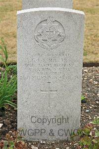 St. Sever Cemetery Rouen - Miller, Gordon Stanley Reed