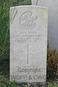 St. Sever Cemetery Rouen - Mills, George Anthony