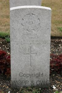 St. Sever Cemetery Rouen - Minnis, John Joseph