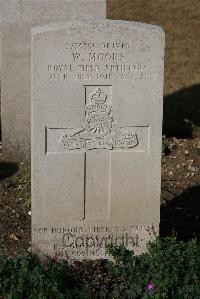 St. Sever Cemetery Rouen - Moore, W