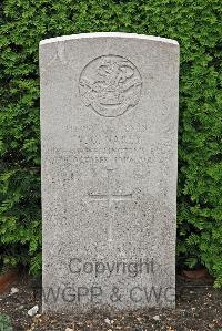 St. Sever Cemetery Rouen - Narey, Vincent Gerald