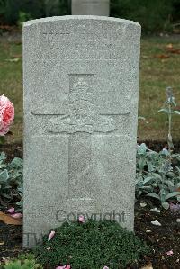 St. Sever Cemetery Rouen - Newton, George