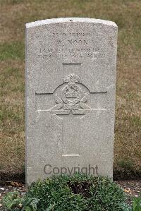 St. Sever Cemetery Rouen - Noon, William