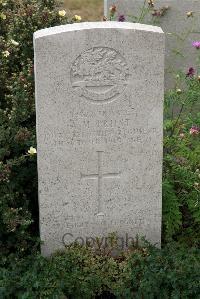St. Sever Cemetery Rouen - Priest, Arthur Maurice