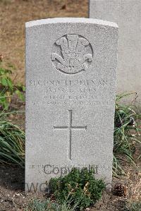 St. Sever Cemetery Rouen - Rees, Ivor Guest