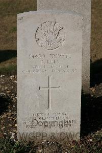 St. Sever Cemetery Rouen - Rees, Rees
