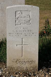 St. Sever Cemetery Rouen - Reynolds, Charles Horace
