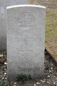 St. Sever Cemetery Rouen - Reynolds, D J