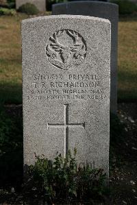 St. Sever Cemetery Rouen - Richardson, Thomas Rowland