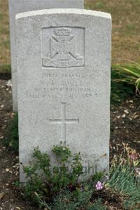 St. Sever Cemetery Rouen - Rogers, William Arthur