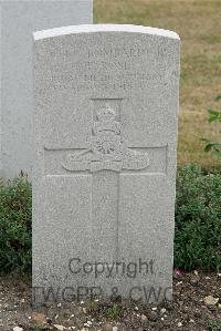 St. Sever Cemetery Rouen - Rose, T