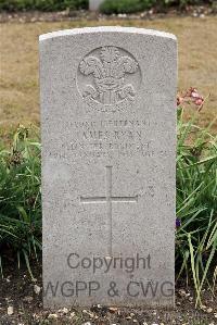 St. Sever Cemetery Rouen - Ryan, James