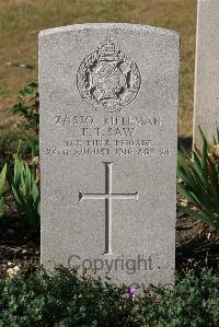 St. Sever Cemetery Rouen - Saw, Frederick Thomas