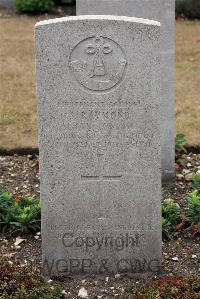 St. Sever Cemetery Rouen - Sebastian, Skinner Raymond