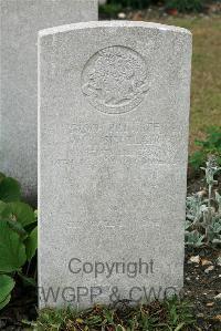 St. Sever Cemetery Rouen - Sinclair, William Kenneth