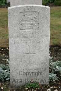 St. Sever Cemetery Rouen - Sircom, Harry Innerdale