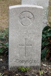 St. Sever Cemetery Rouen - Smith, Edward