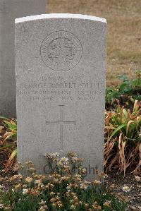 St. Sever Cemetery Rouen - Smith, George Robert