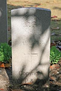 St. Sever Cemetery Rouen - Smith, Leonard William