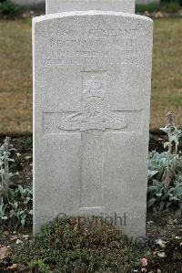 St. Sever Cemetery Rouen - Smith, Reginald