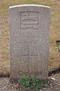 St. Sever Cemetery Rouen - Stananought, Richard Frederick