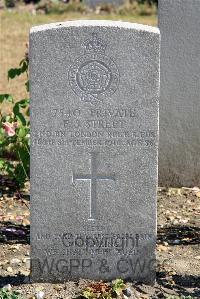 St. Sever Cemetery Rouen - Street, Frederick James