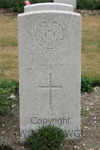 St. Sever Cemetery Rouen - Sykes, Richard