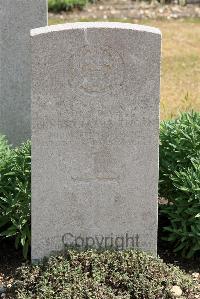 St. Sever Cemetery Rouen - Thorn, Ernest James