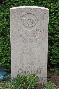St. Sever Cemetery Rouen - Turner, Ernest John