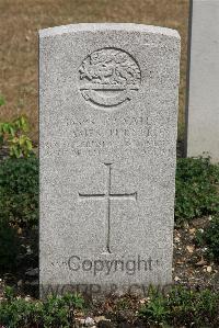 St. Sever Cemetery Rouen - Turner, James