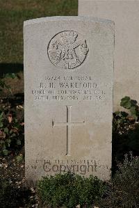 St. Sever Cemetery Rouen - Wakeford, Rupert Henry