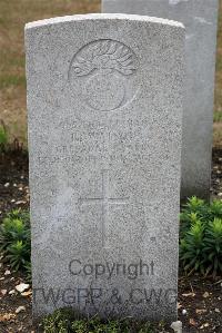 St. Sever Cemetery Rouen - Watson, Robert