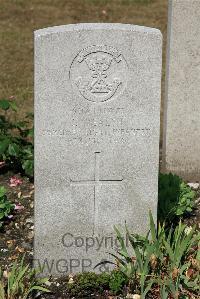 St. Sever Cemetery Rouen - Wealsh, J