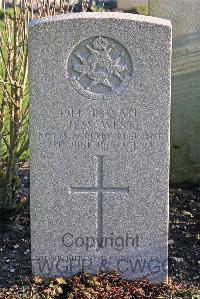 St. Sever Cemetery Rouen - West, Jesse