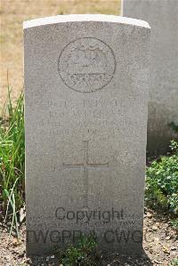 St. Sever Cemetery Rouen - Wheeler, Robert James