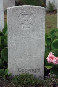 St. Sever Cemetery Rouen - White, Cyril James Turner