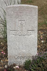St. Sever Cemetery Rouen - Wiles, Douglas