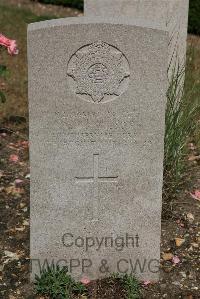 St. Sever Cemetery Rouen - Wilson, Walter William